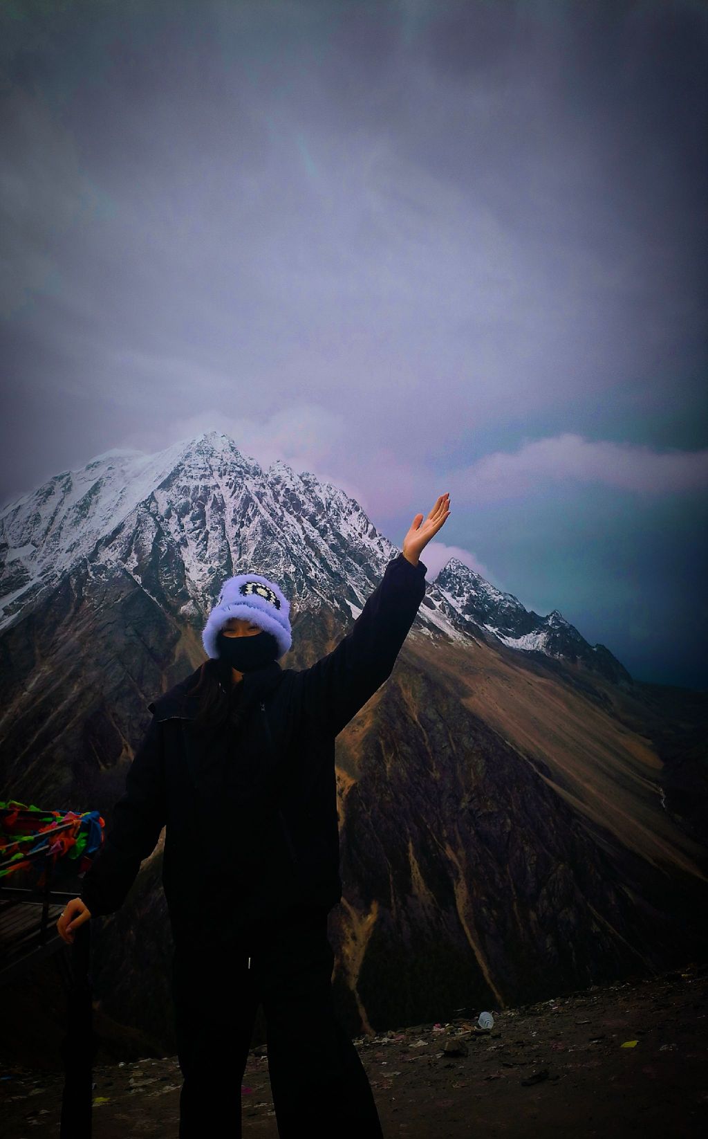 云绕雅拉·亚拉雪山观景台旅行图片 1