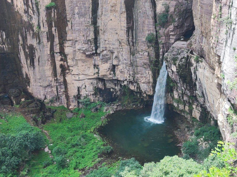 红岩洞旅行图片 2
