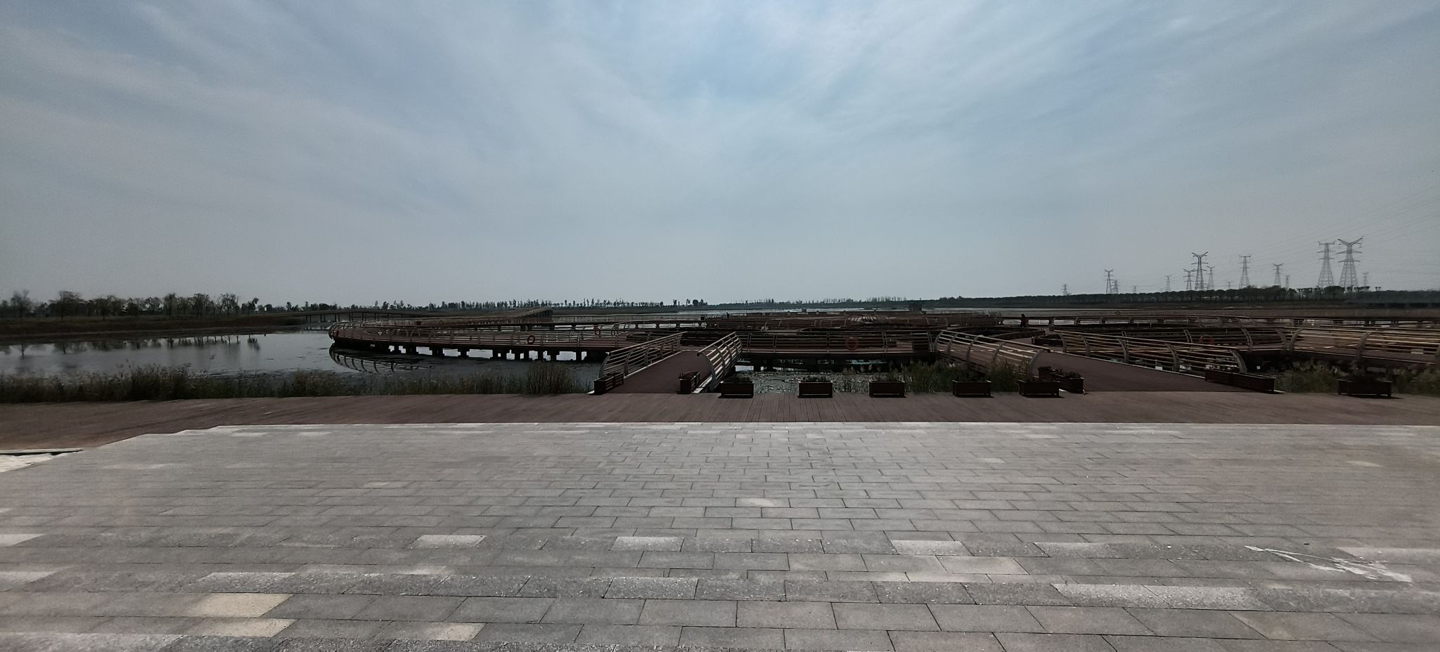 天鹅湖彩虹桥旅行图片 1