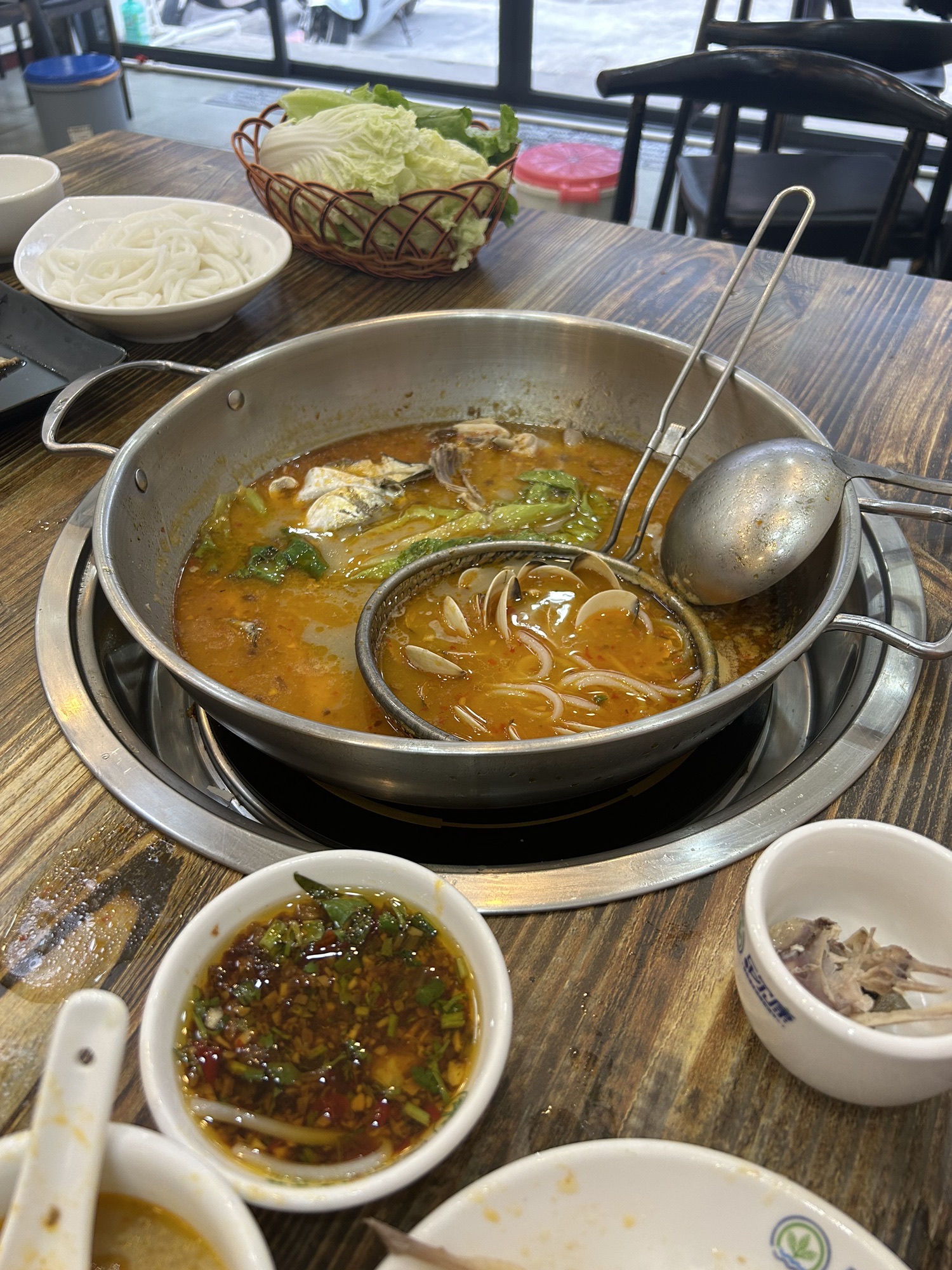 姑姐糟粕醋海鲜火锅