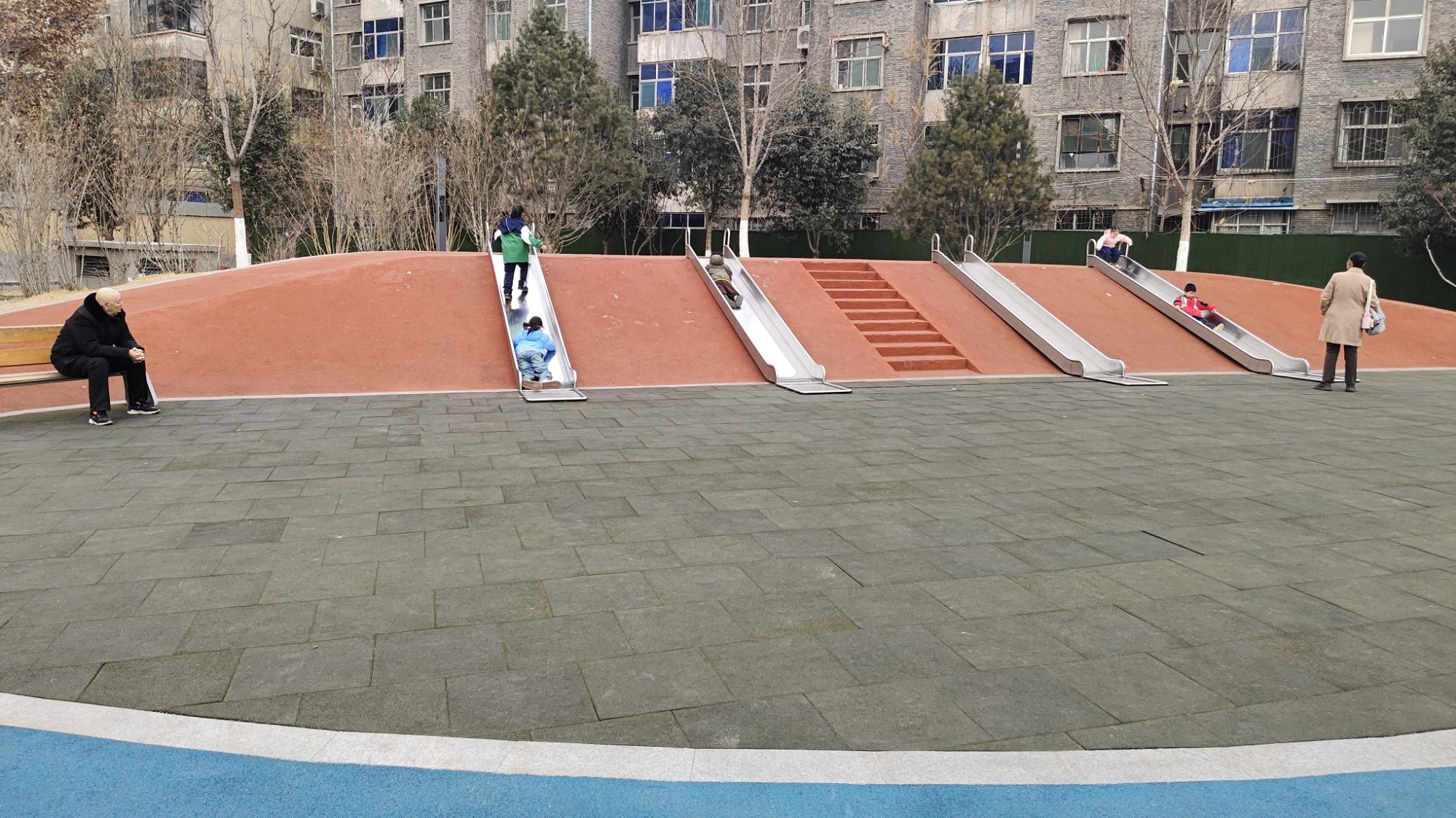 水塔游园旅行图片 1