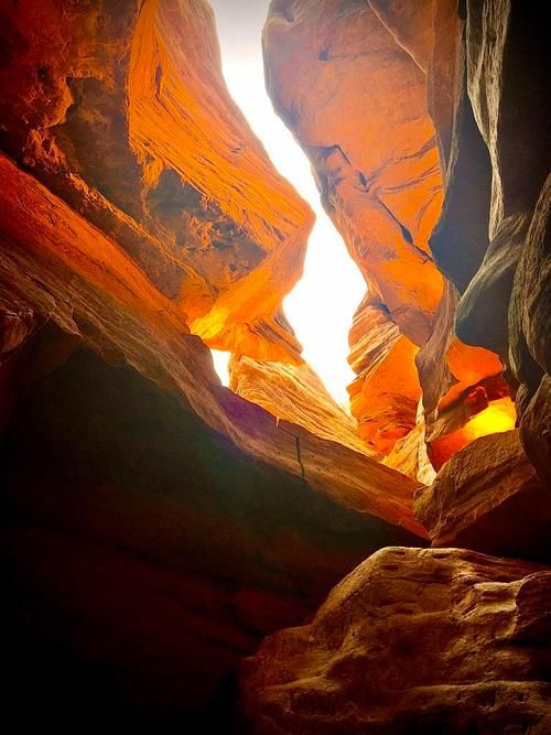 西部洞群旅行图片 1