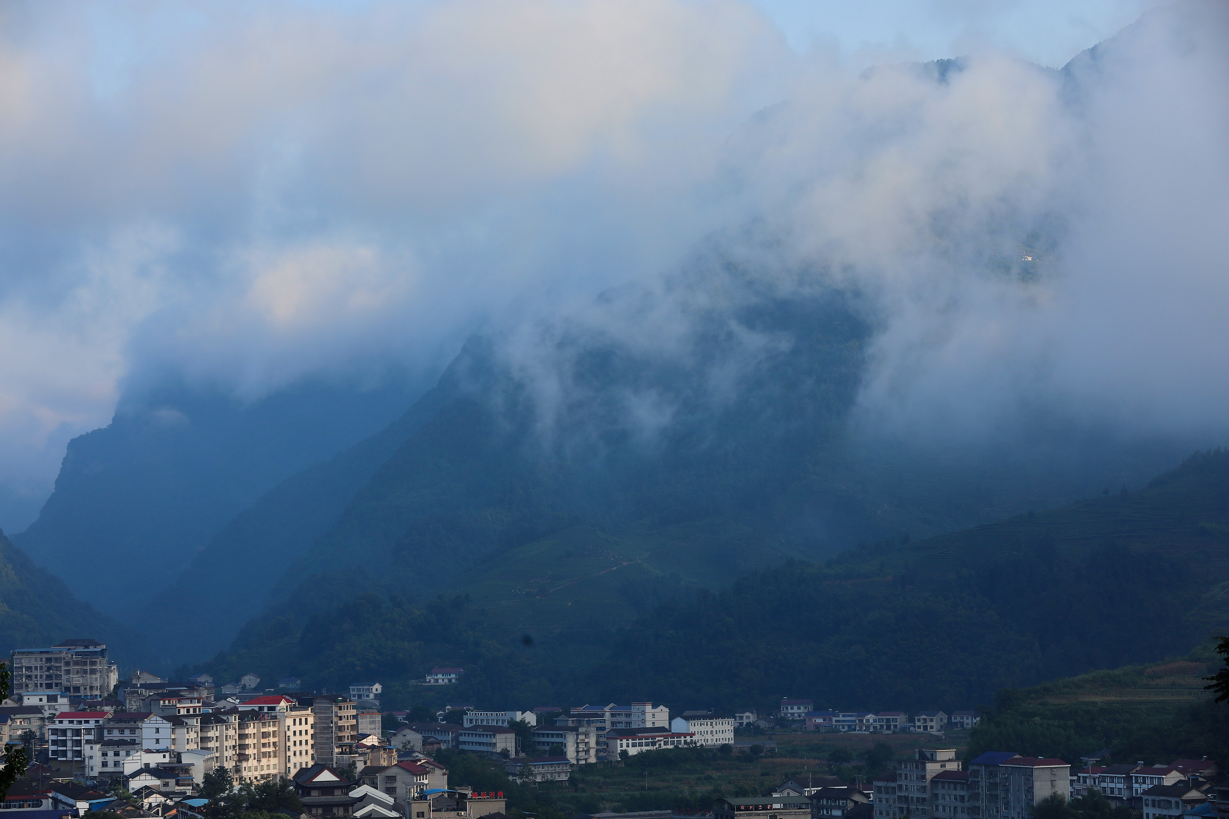 东山峰瞭望台旅行图片 2