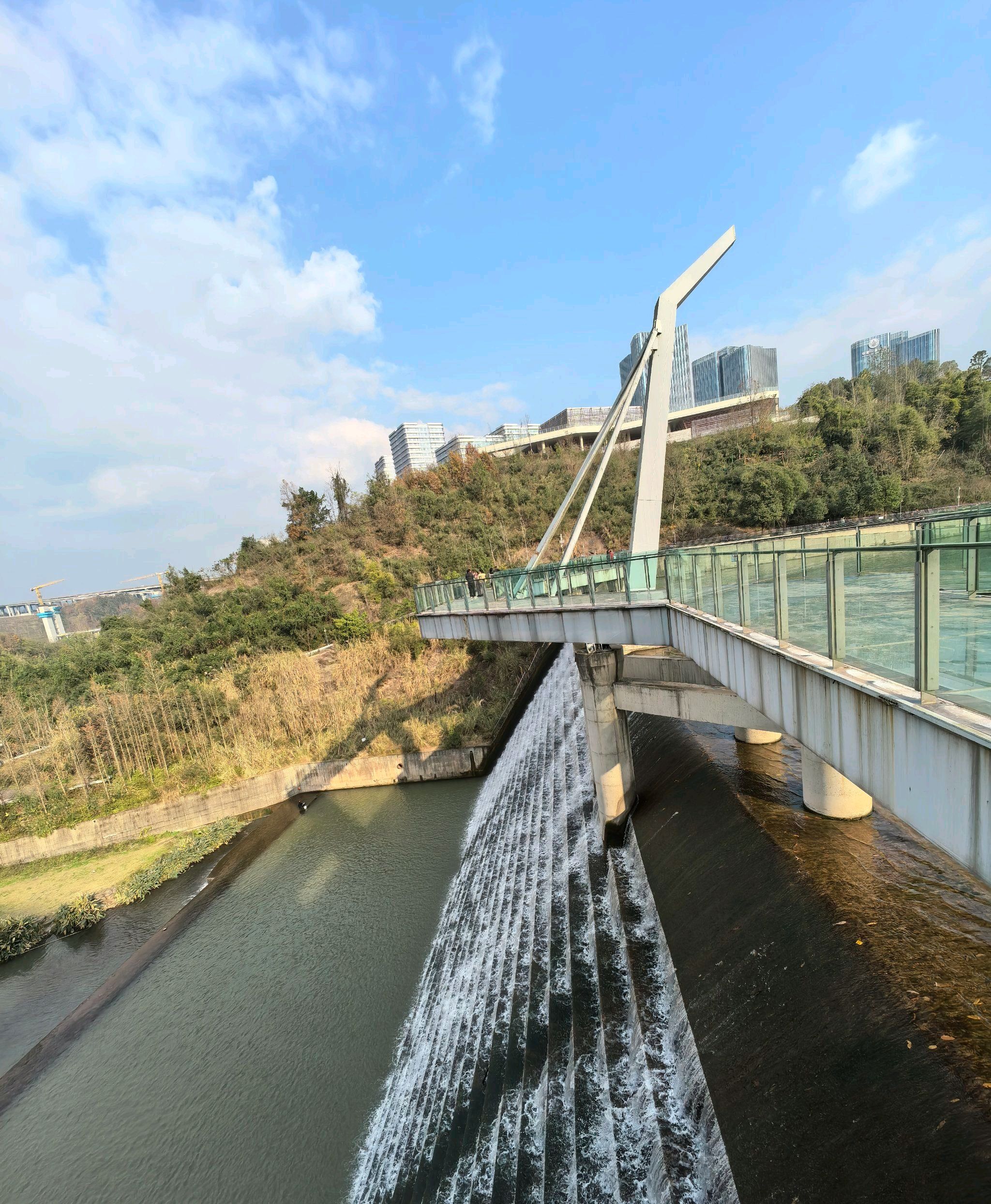 仙桃数据谷玻璃廊桥旅行图片 1