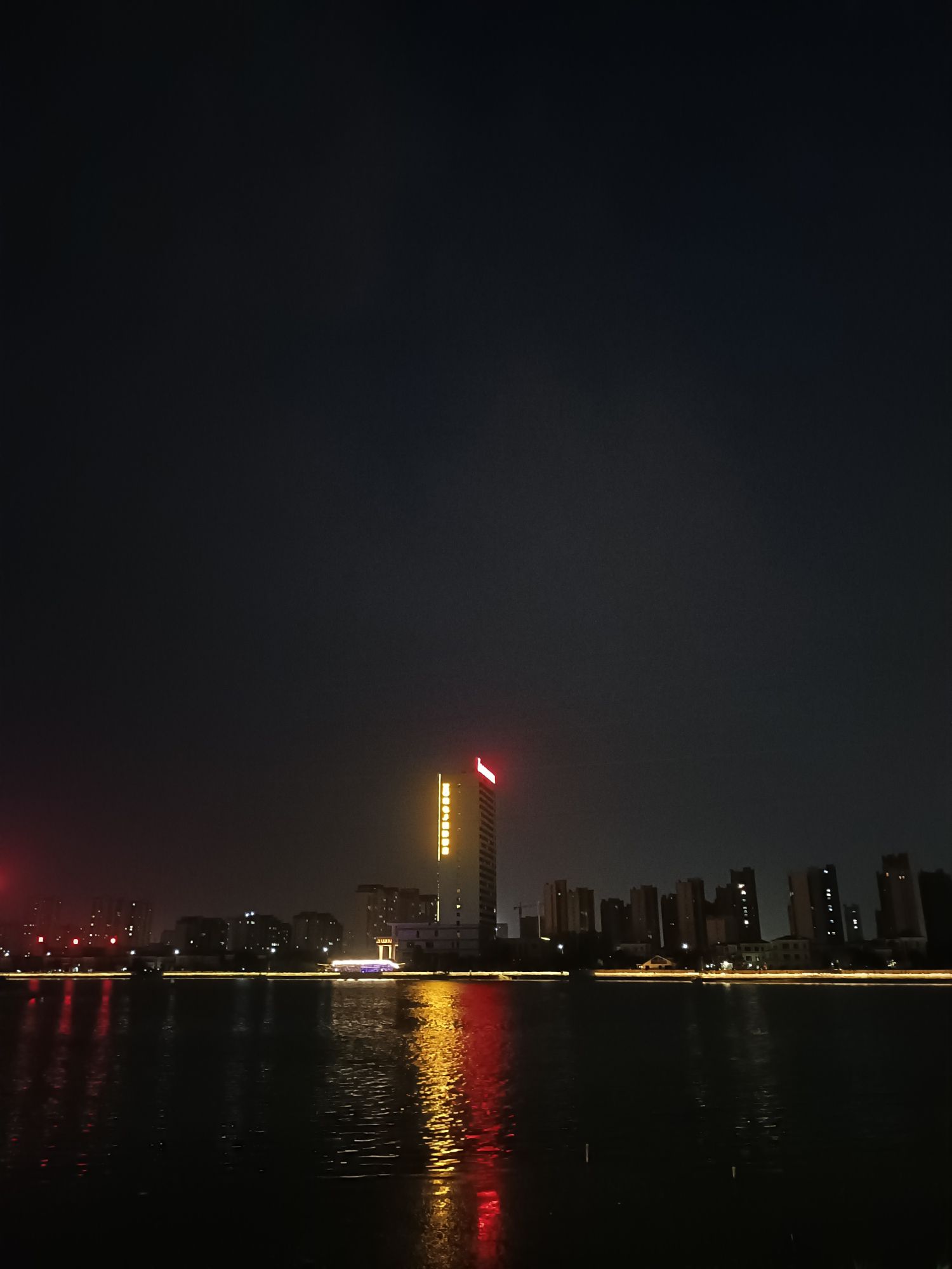 诚信广场旅行图片 1