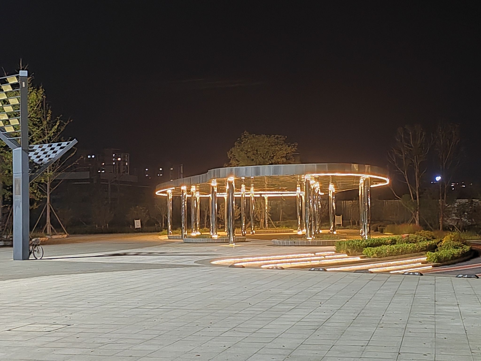 诚信广场旅行图片 2