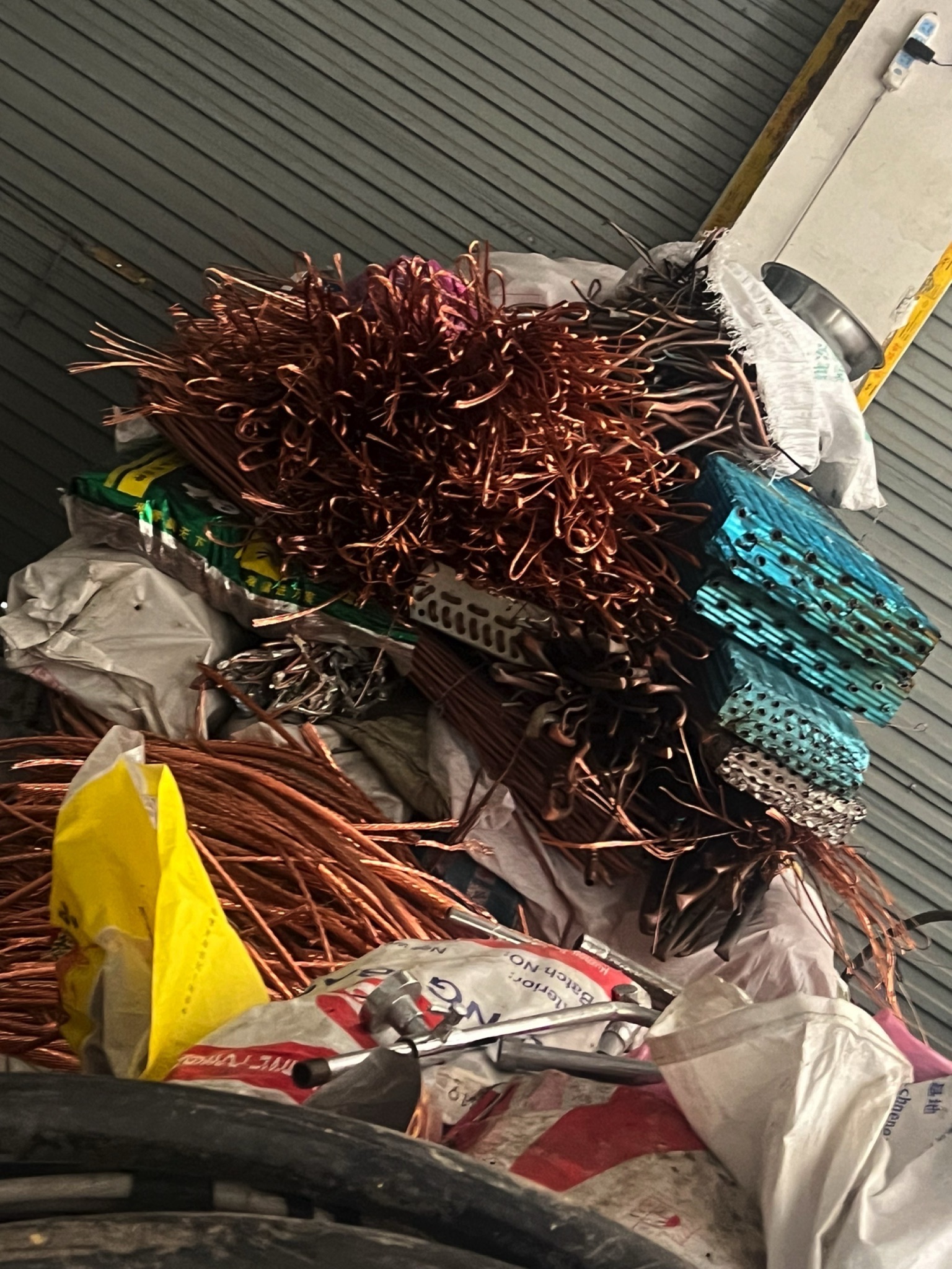 废品回收废铜废铁旧机器旧电机旧电缆