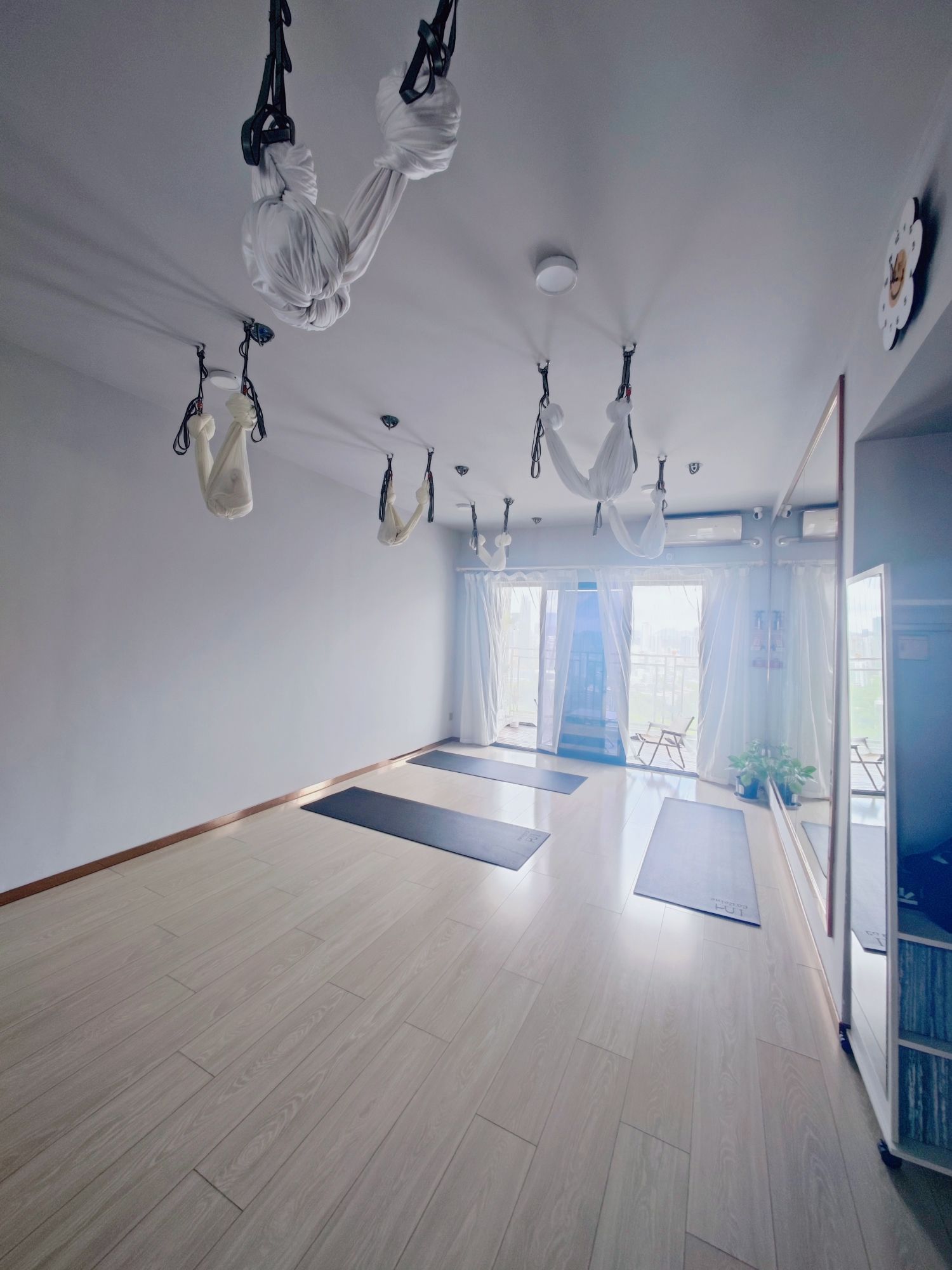 场地封面-La Reine赫芮瑜伽·普拉提(京基一百店)