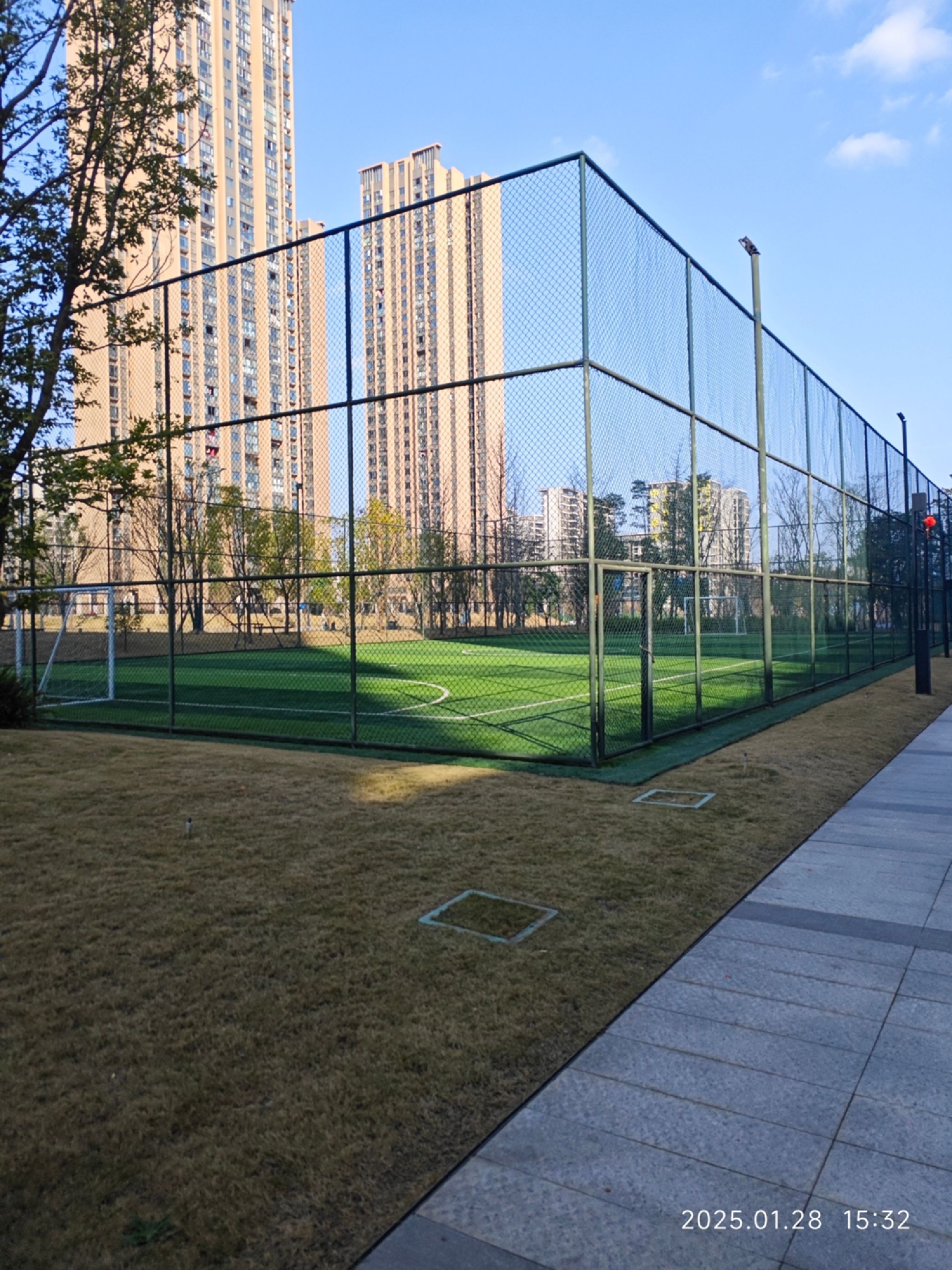 场地封面-海创园足球场