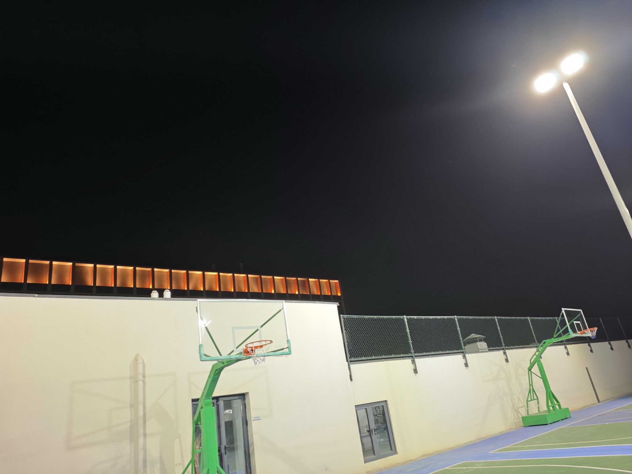 场地封面-西安交通大学(创新港校区)-篮球场