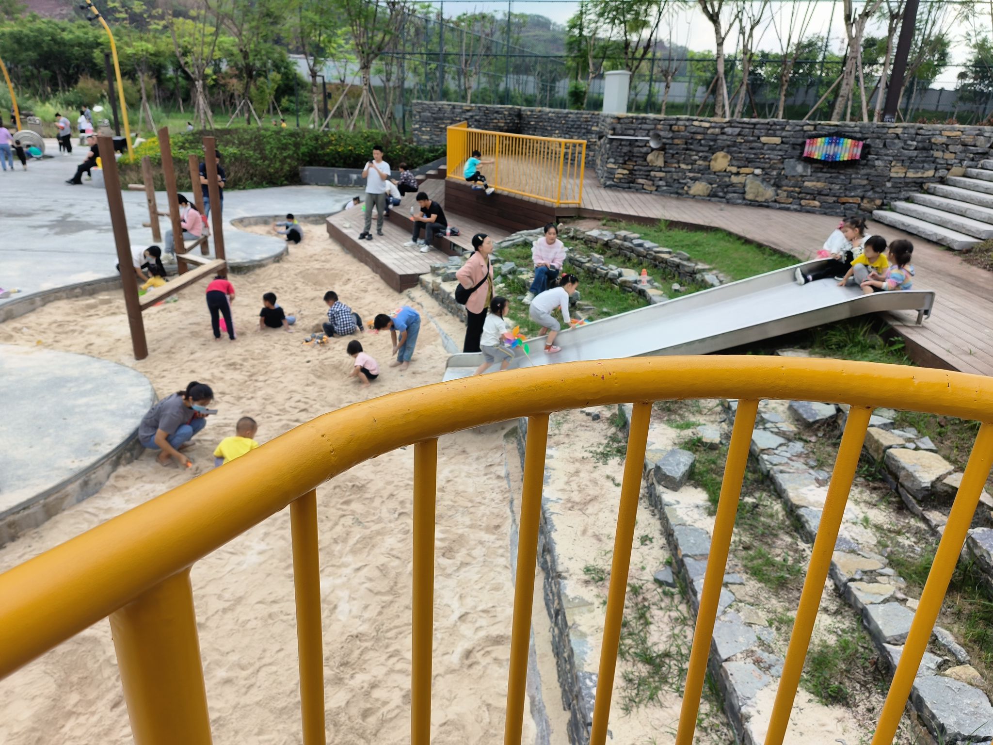 同畔体育文化公园旅行图片 1