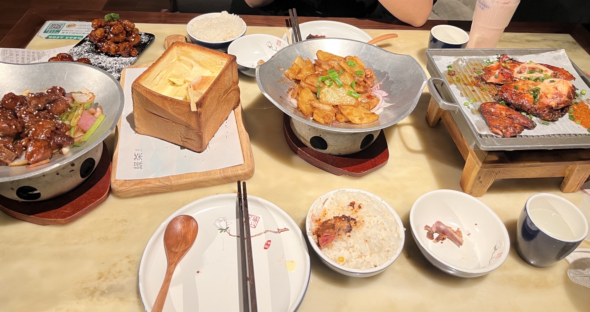 绿茶餐厅(邯郸新世纪中心店)