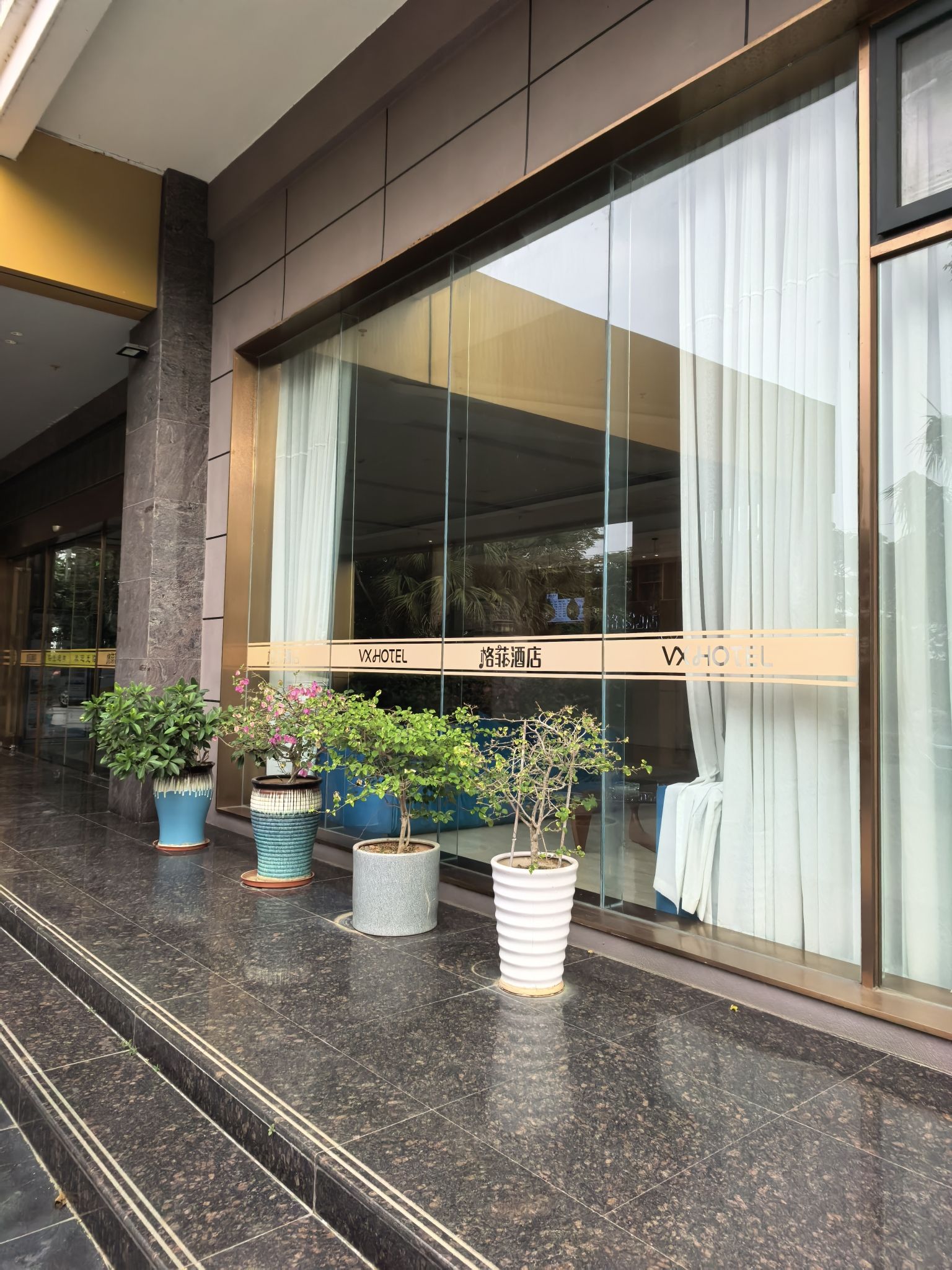 格菲酒店(东方高铁站海东方沙滩公园店)