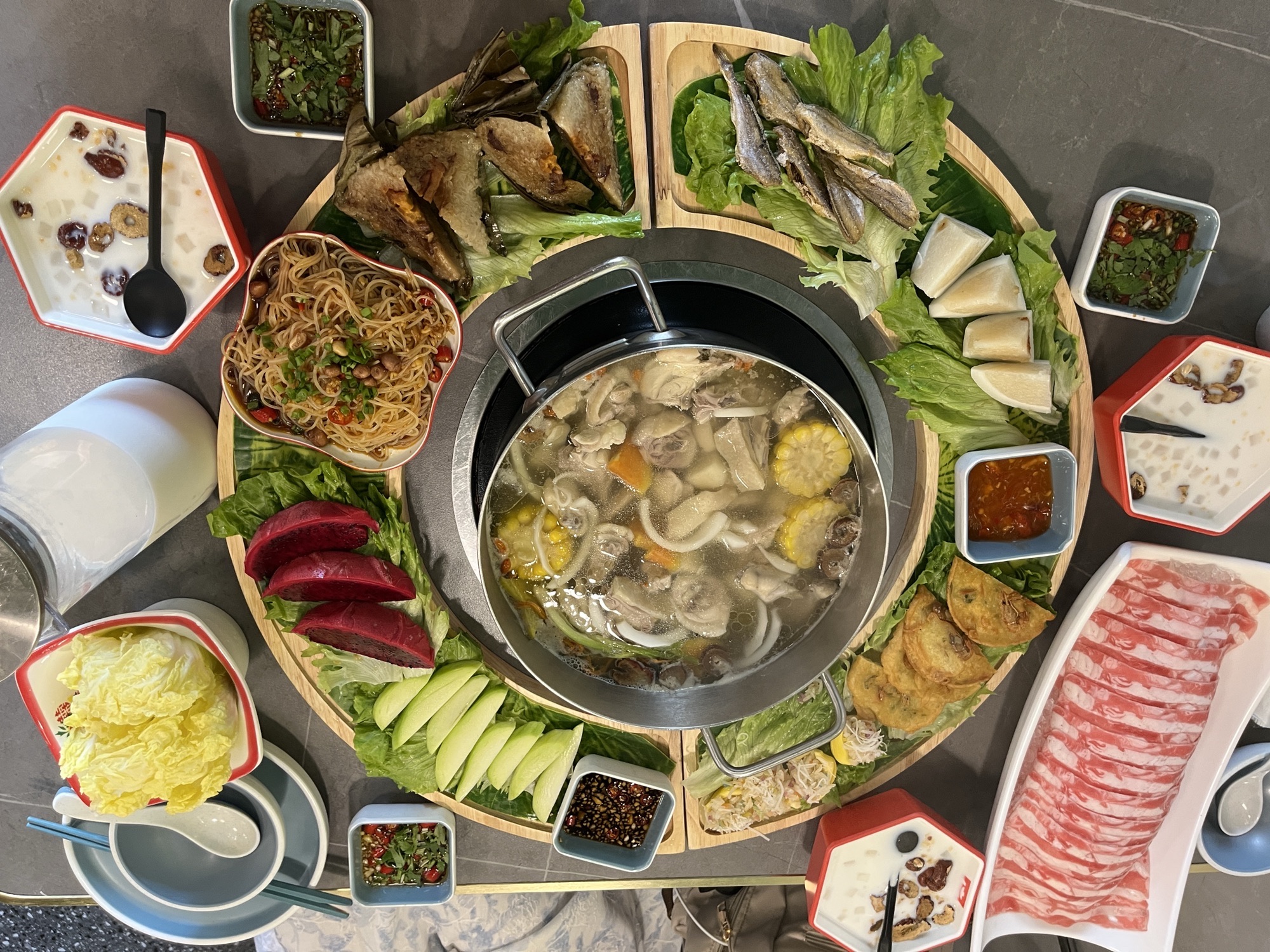 黎咕咕的椰子鸡(大东海店)