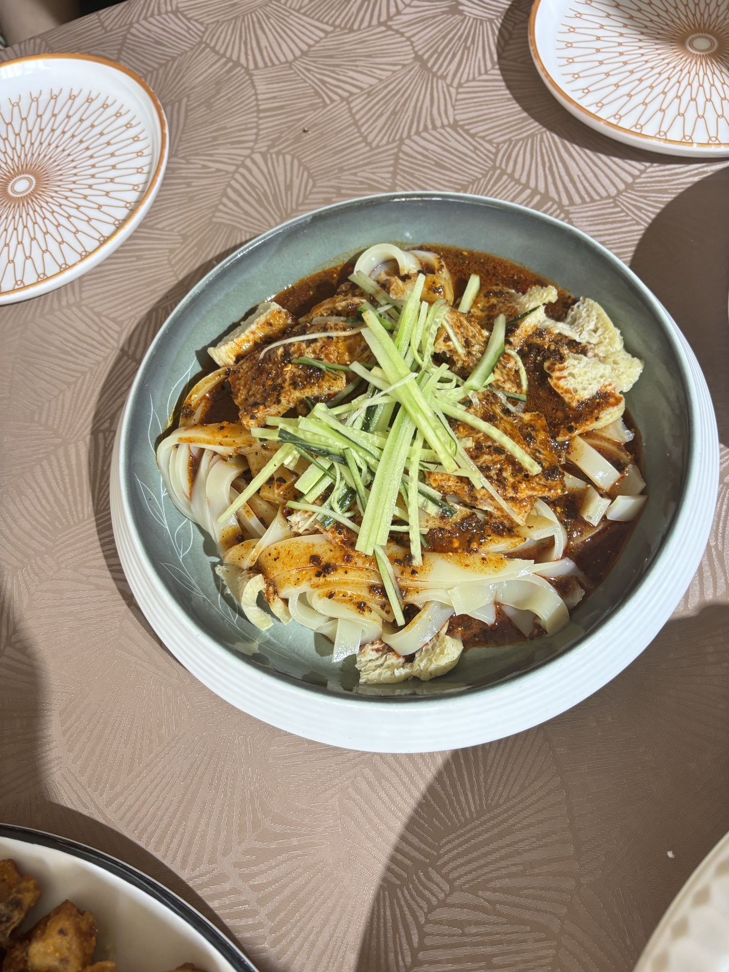 大山·伊清阁·融合创艺餐厅(名门首府店)