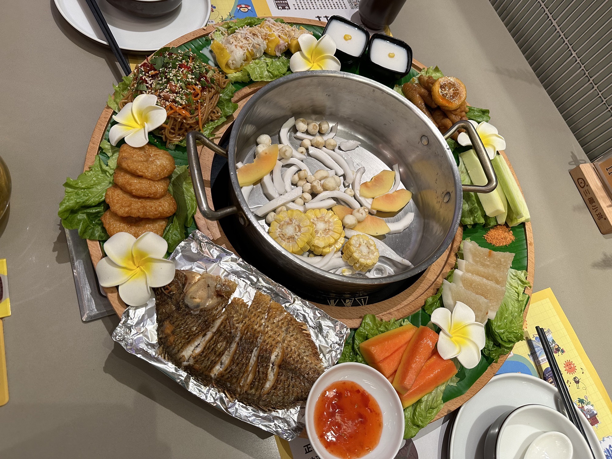 椰小鸡·椰子鸡(海旅免税城店)