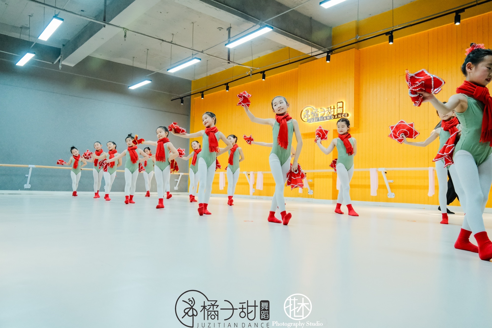 橘子甜舞蹈学校