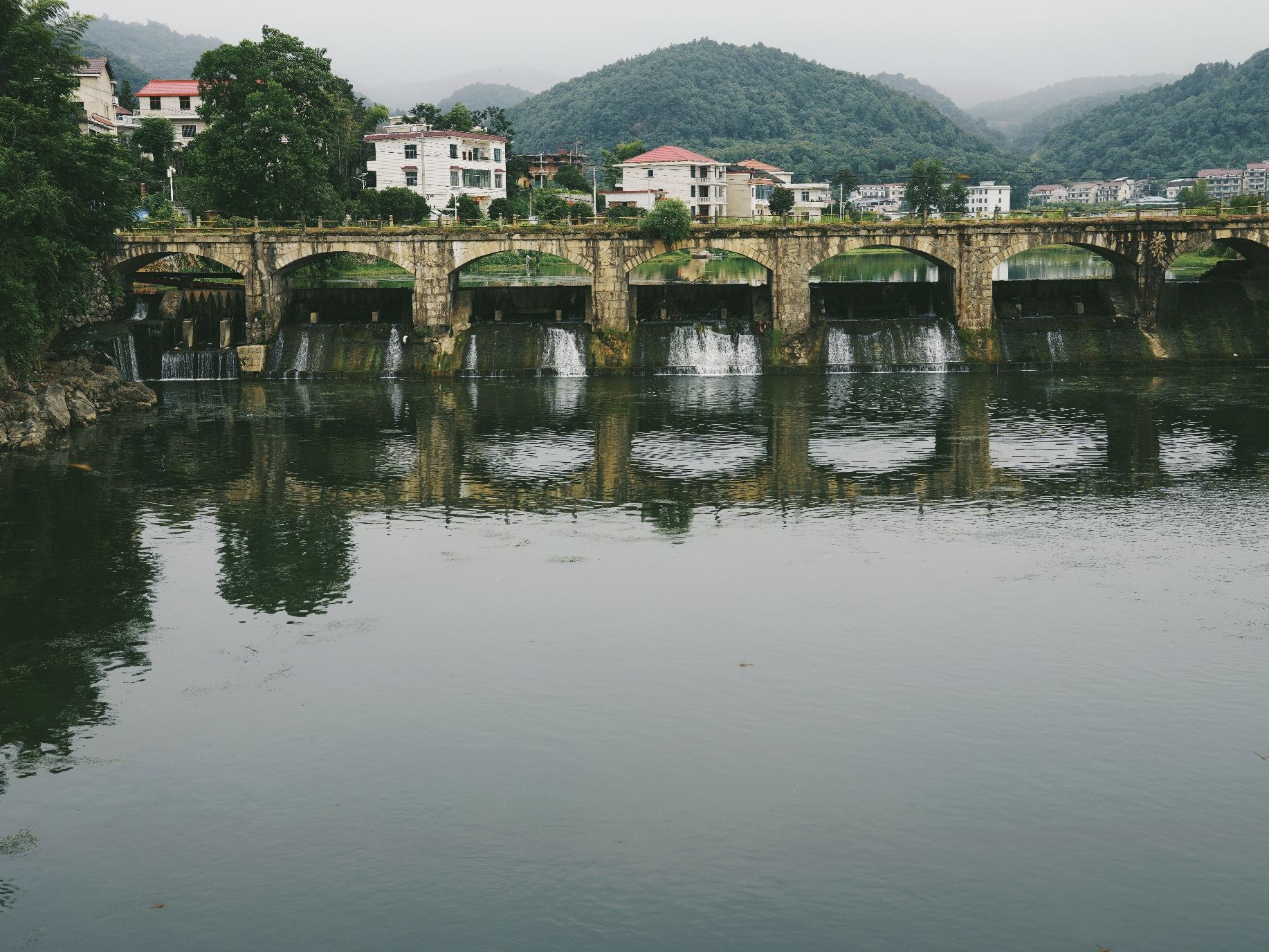 水洞底