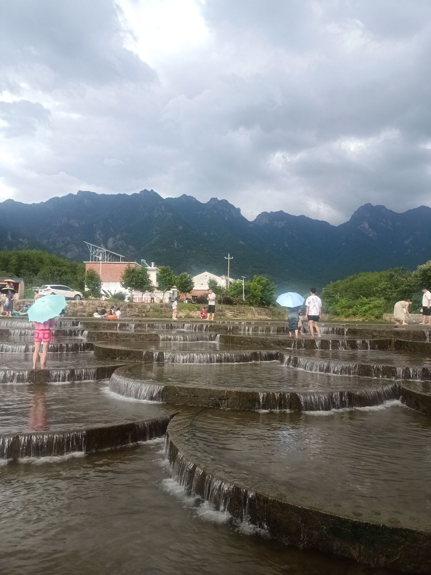 里罗城风景区乌桕谷旅行图片