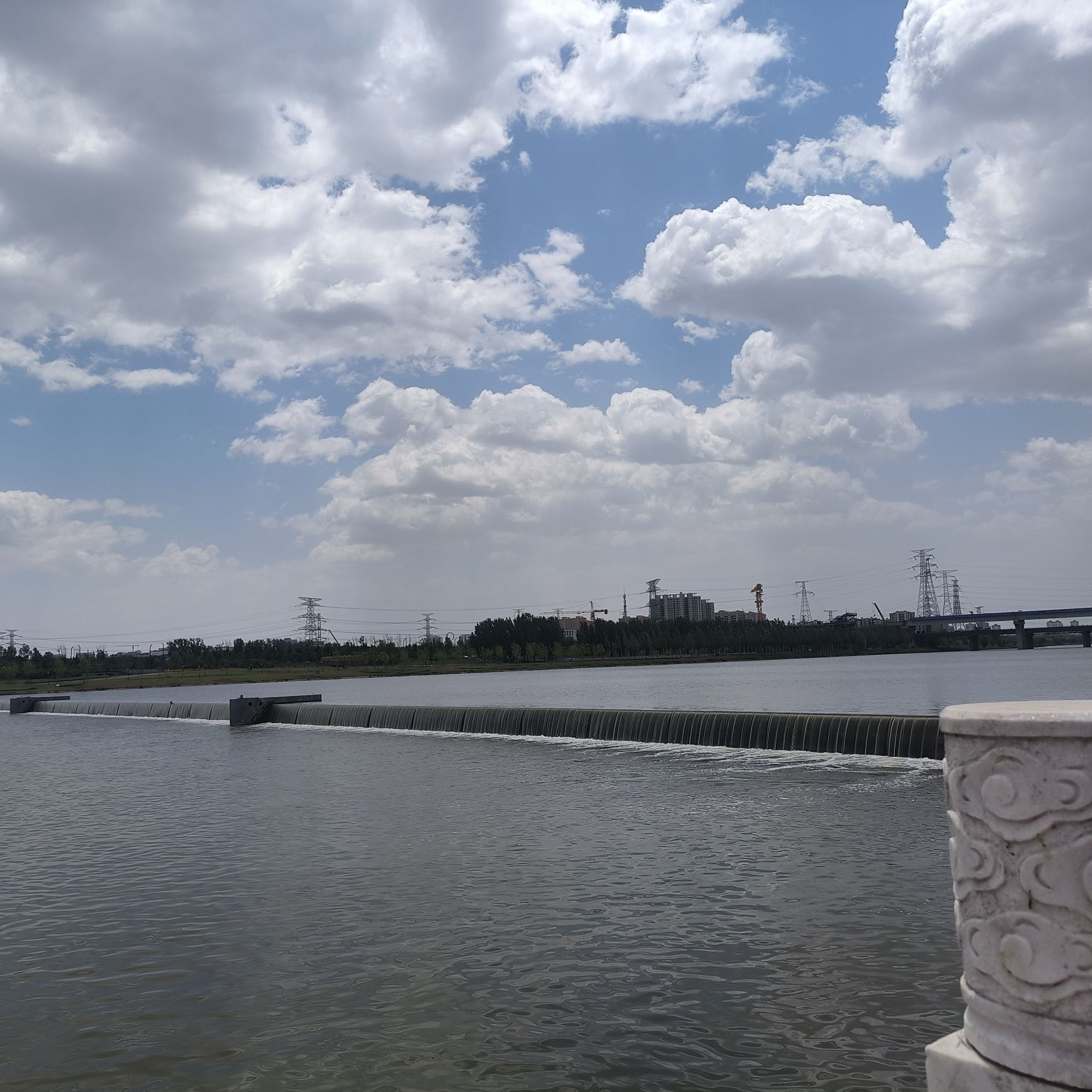 咸阳渭河气盾坝景区
