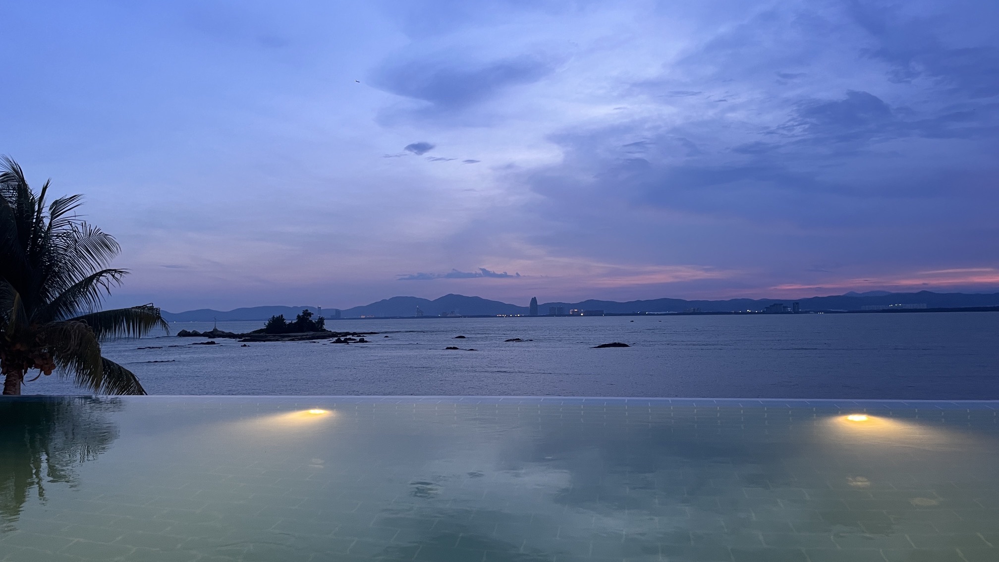 陵水赤岭浪人湾