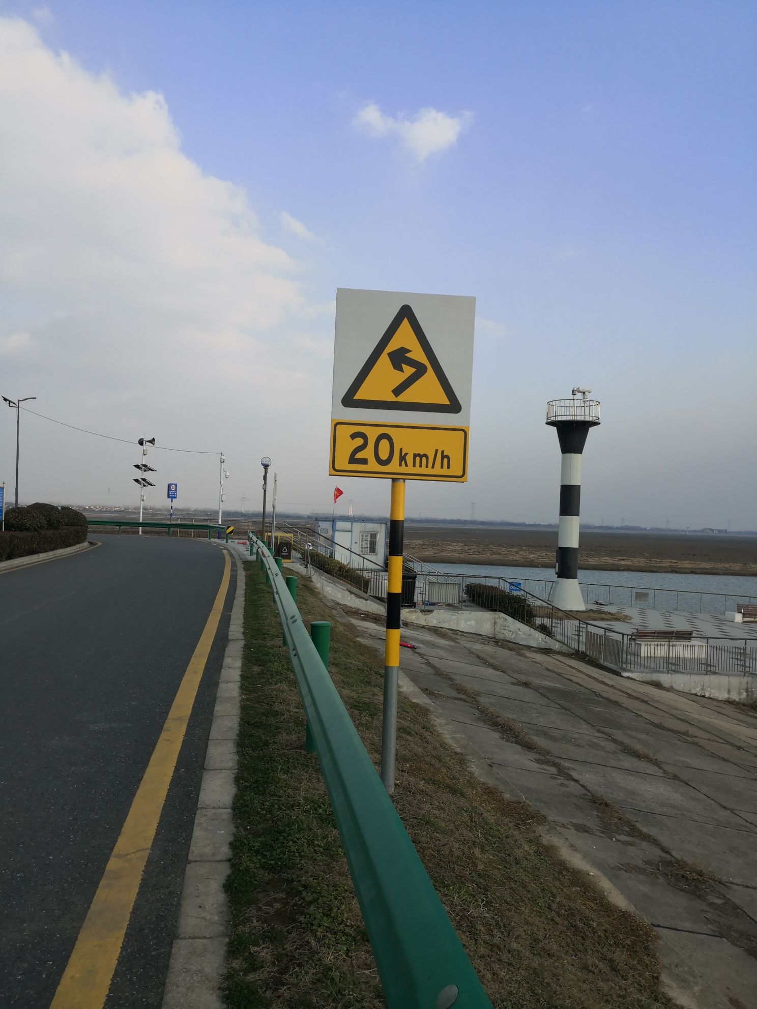 陈卞村一号灯塔观景台旅行图片 1