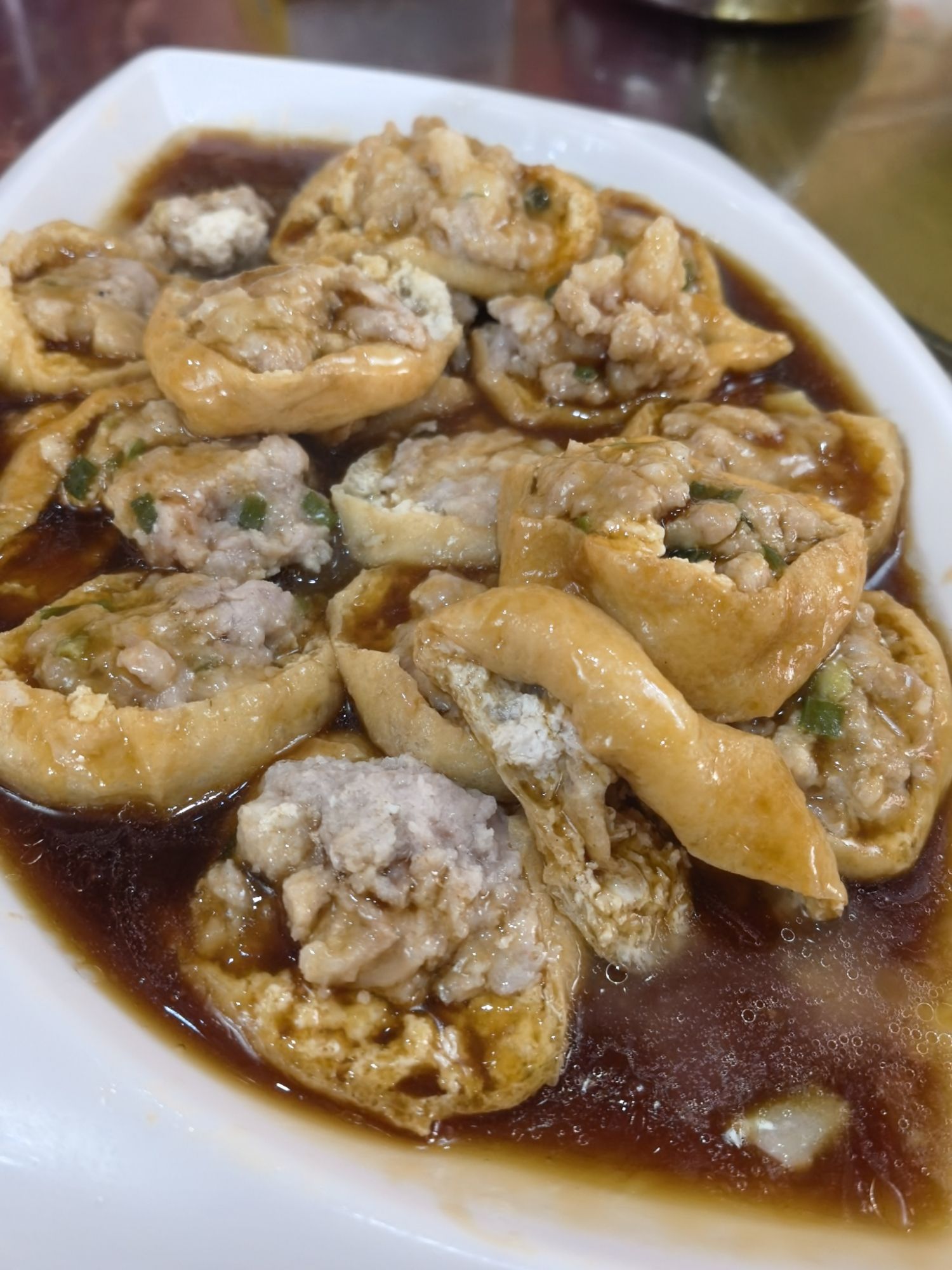 鸿福美食饭店
