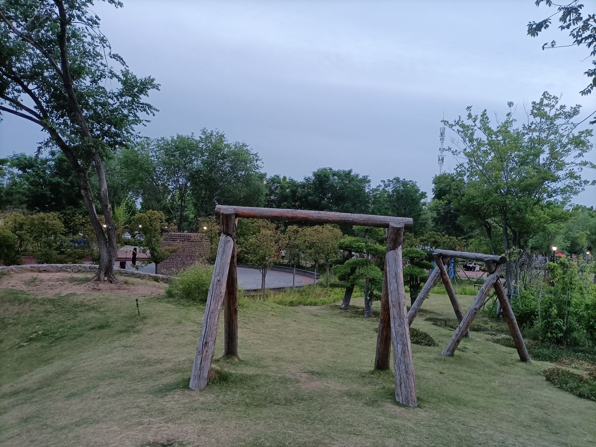 罗庄区银凤湖公园旅行图片 3