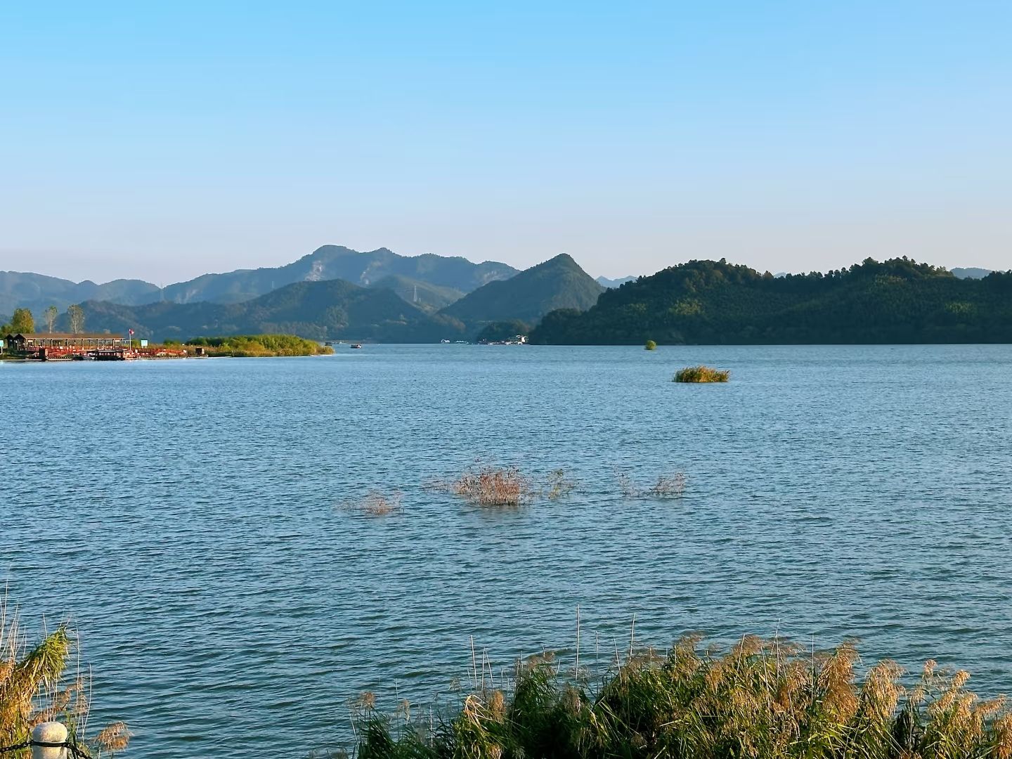 青山湖景区秀水公园
