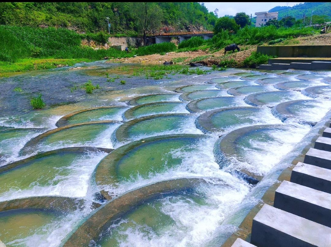 九溪村溪坂洋青山宫网红景点旅行图片
