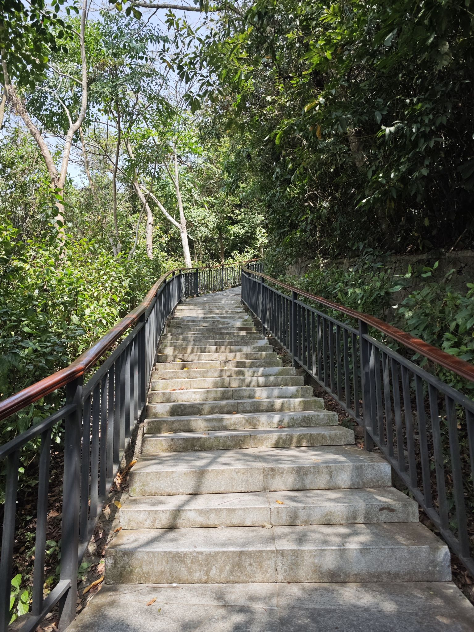 临春岭逐鹿台