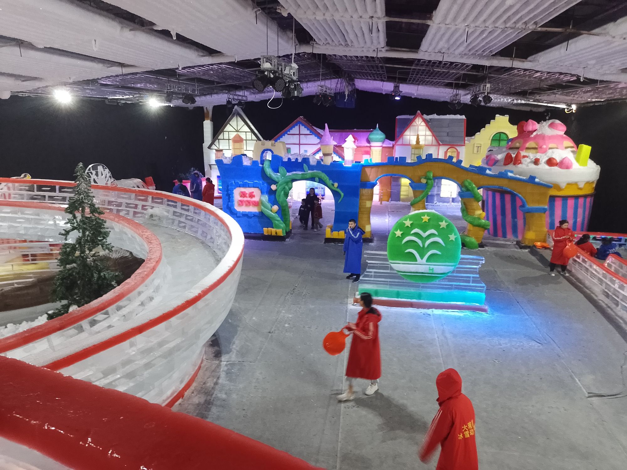 大观园冰雪动漫城旅行图片