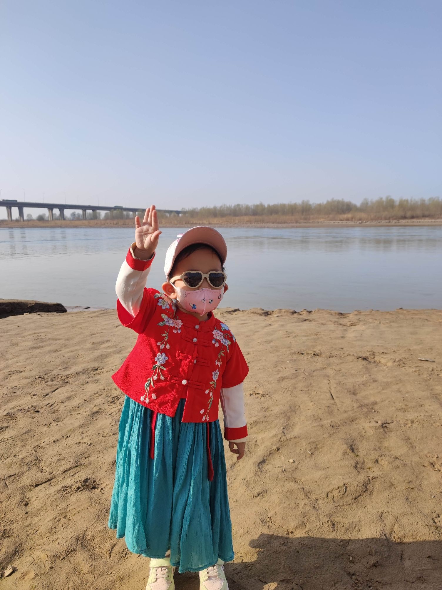 黄河湿地公园河滩旅行图片 3