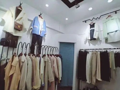 沐子女装店