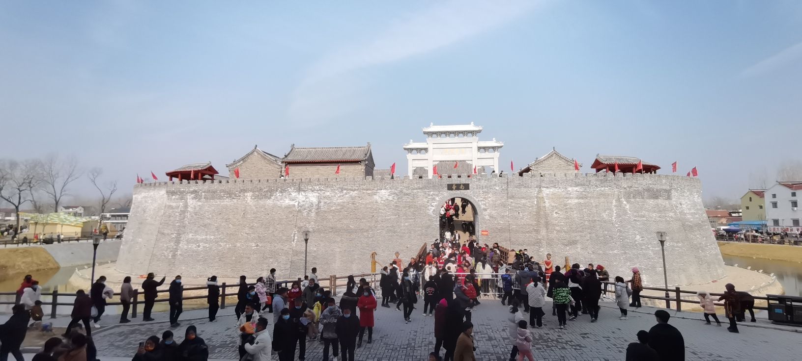 红色水东文旅小镇旅行图片 3