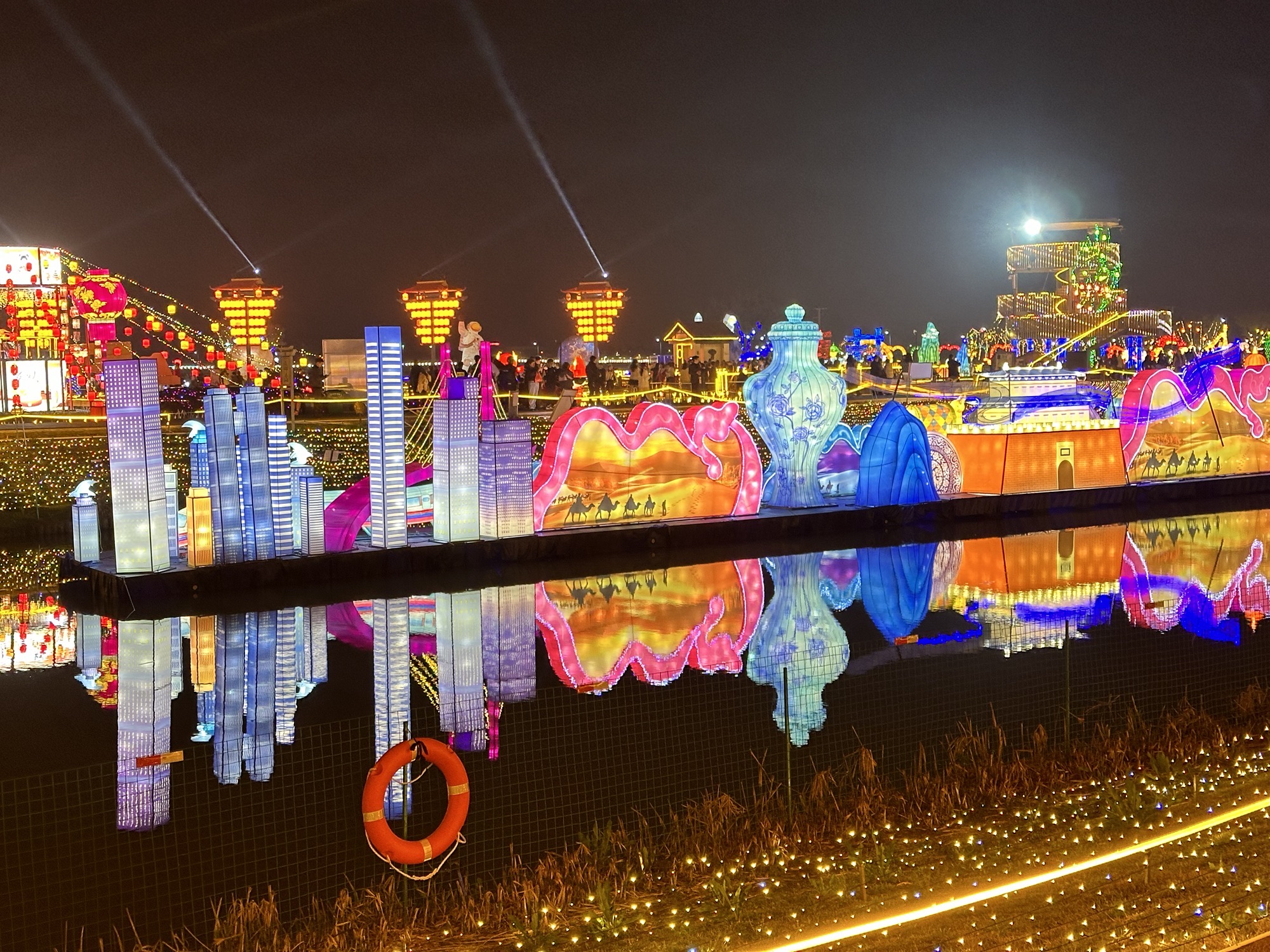 曹村镇花灯公园景区旅行图片 2