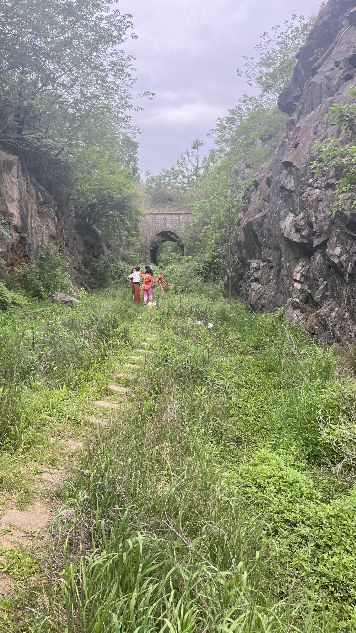 爱情隧道旅行图片 1