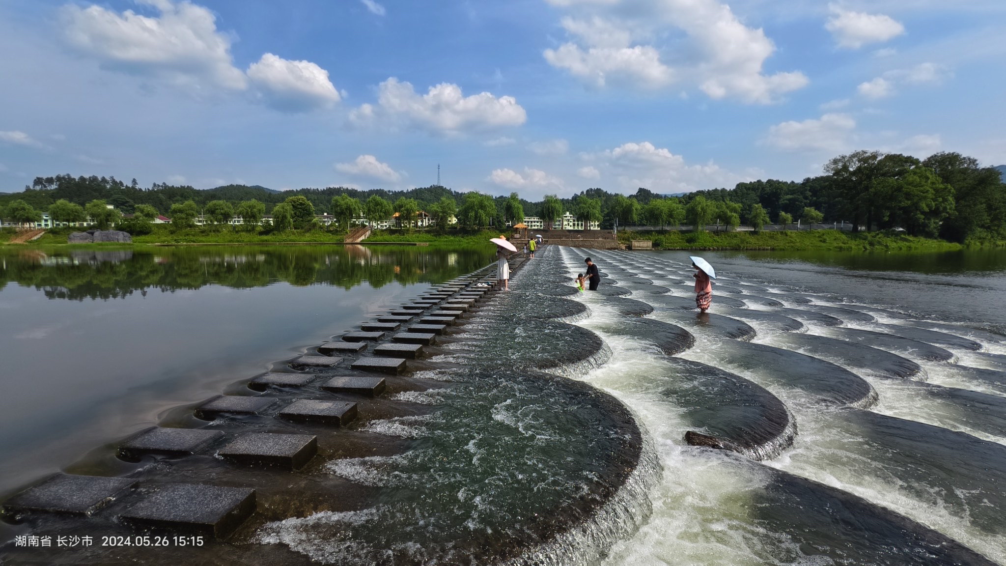 画里小河·网红叠水坝旅行图片 1
