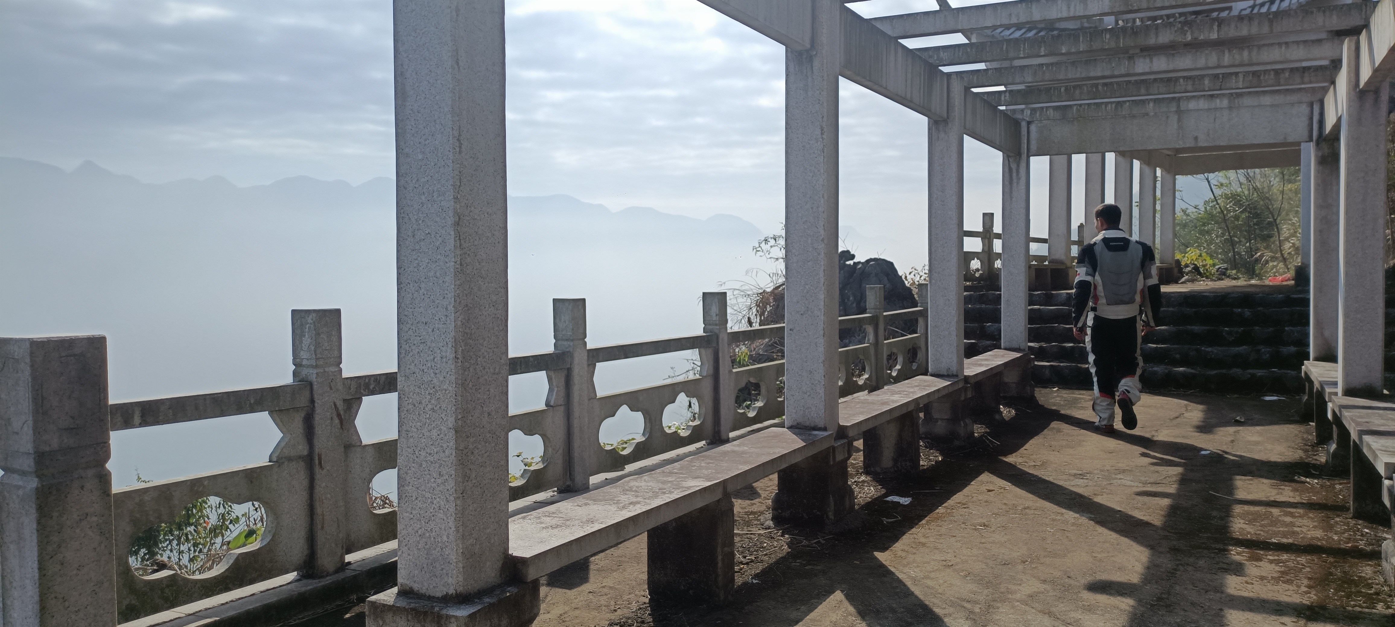 秤架卧佛观景平台旅行图片 3