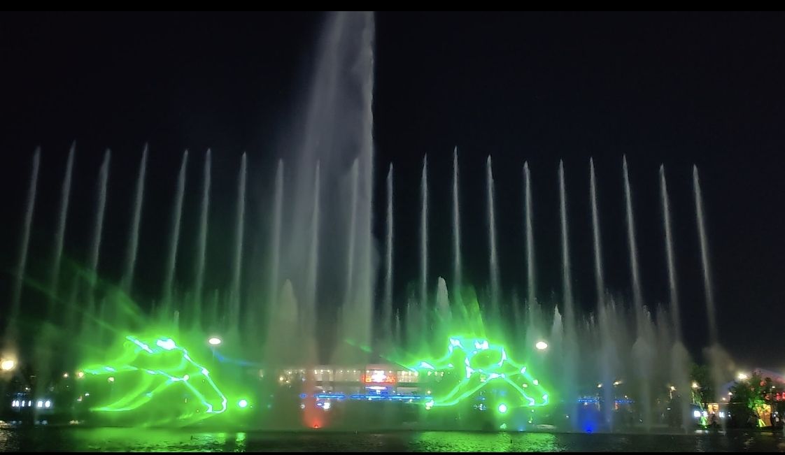 酒都广场旅行图片 3