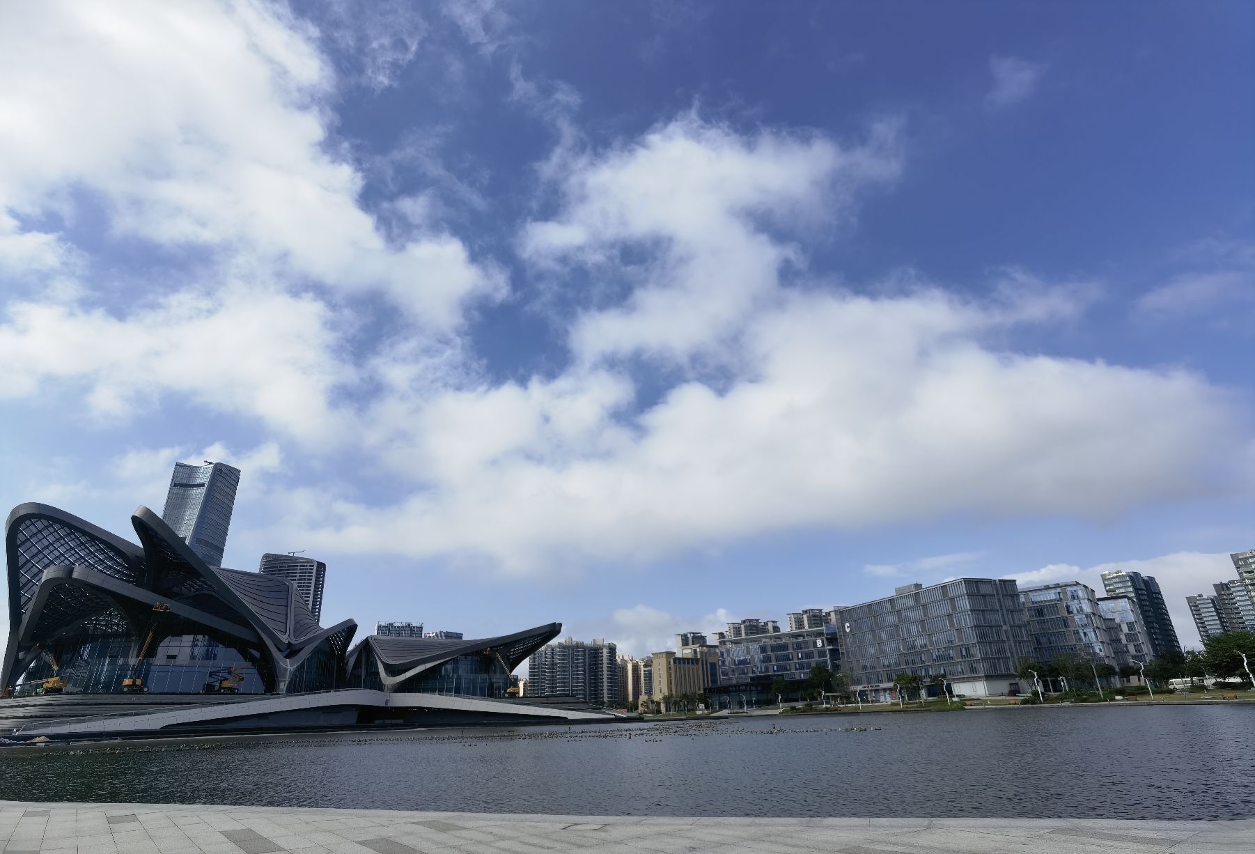 金湾航空城中心湖公园