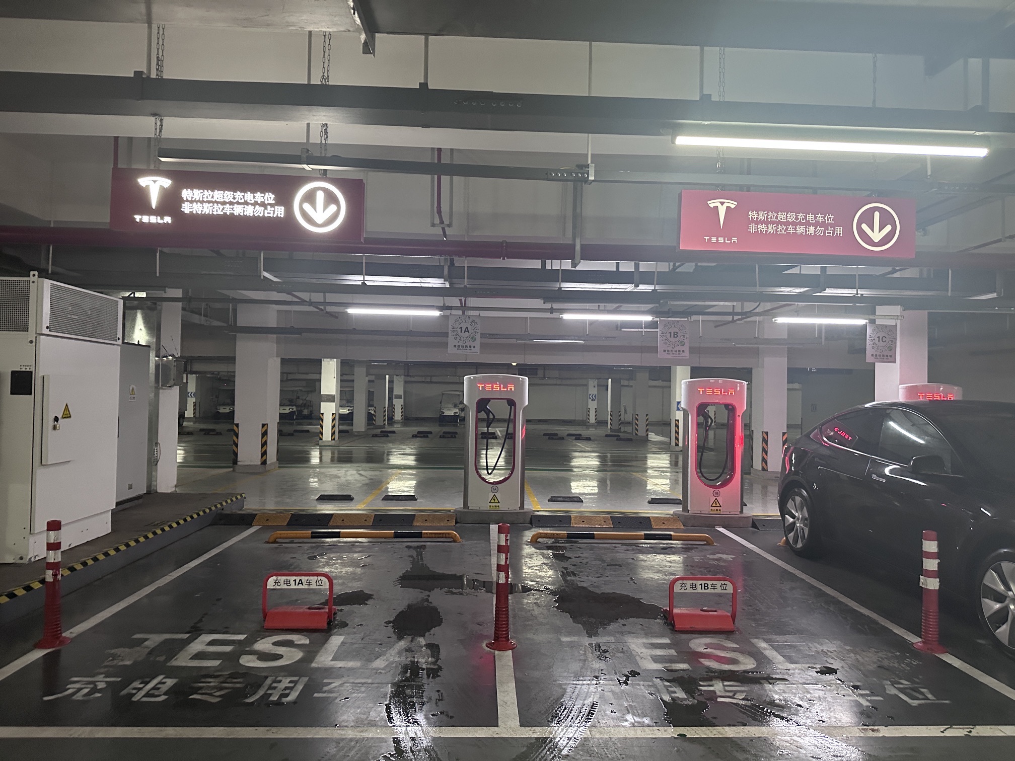 特斯拉超级充电站(舟山舟旅南苑海上丝绸之路酒店地下站V3新国标)