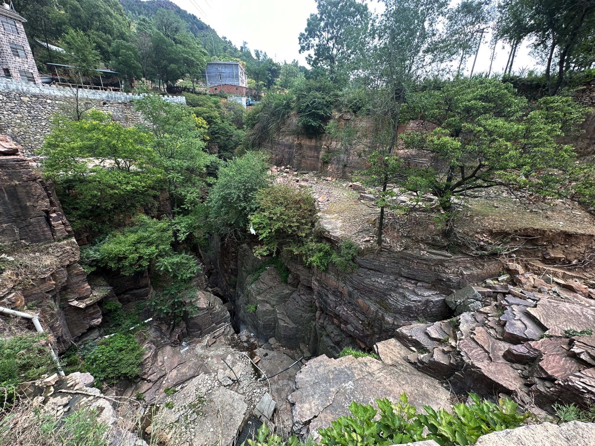 罗姐寨一线天农家院旅行图片 2