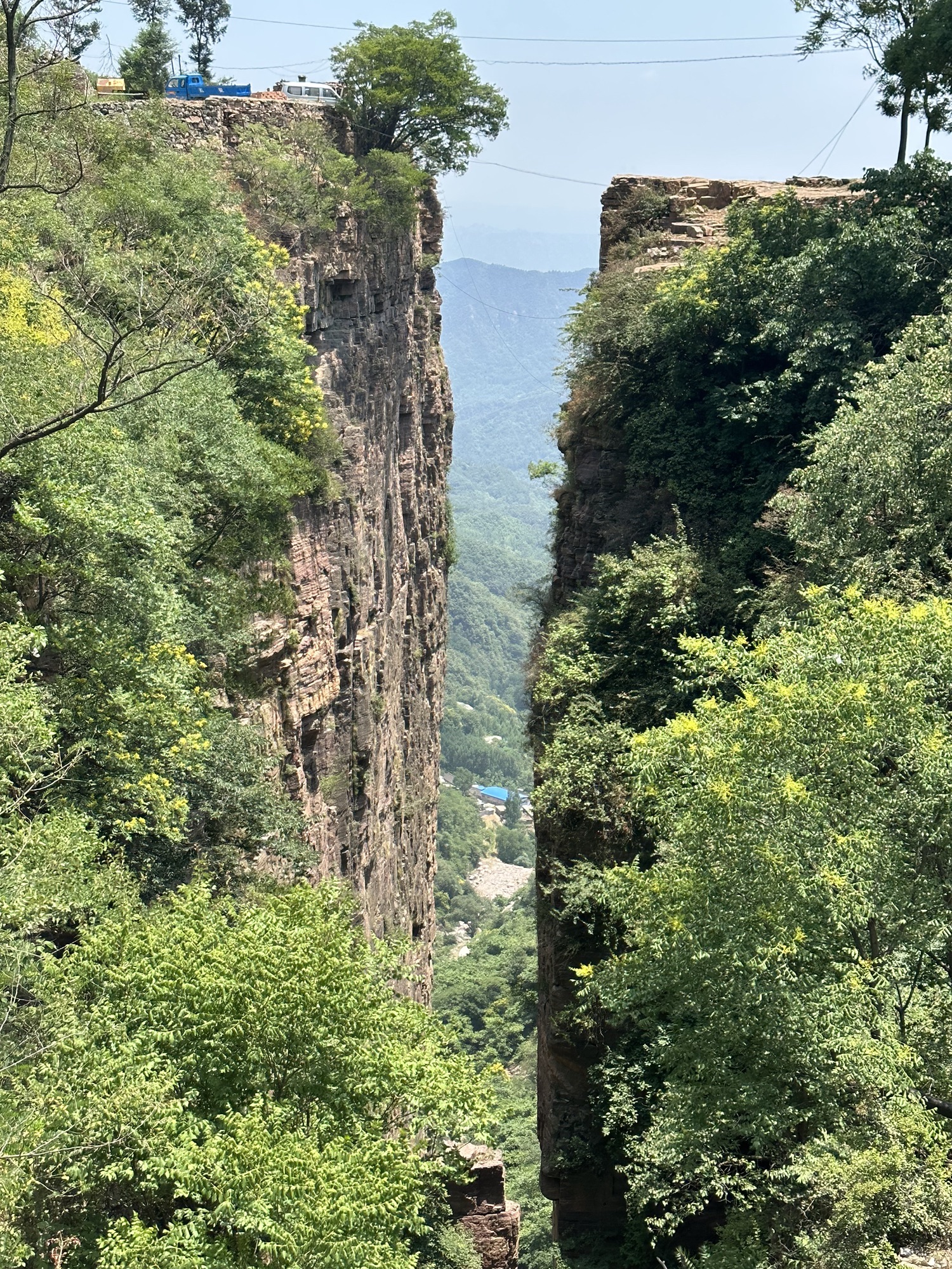 罗姐寨一线天农家院旅行图片 1