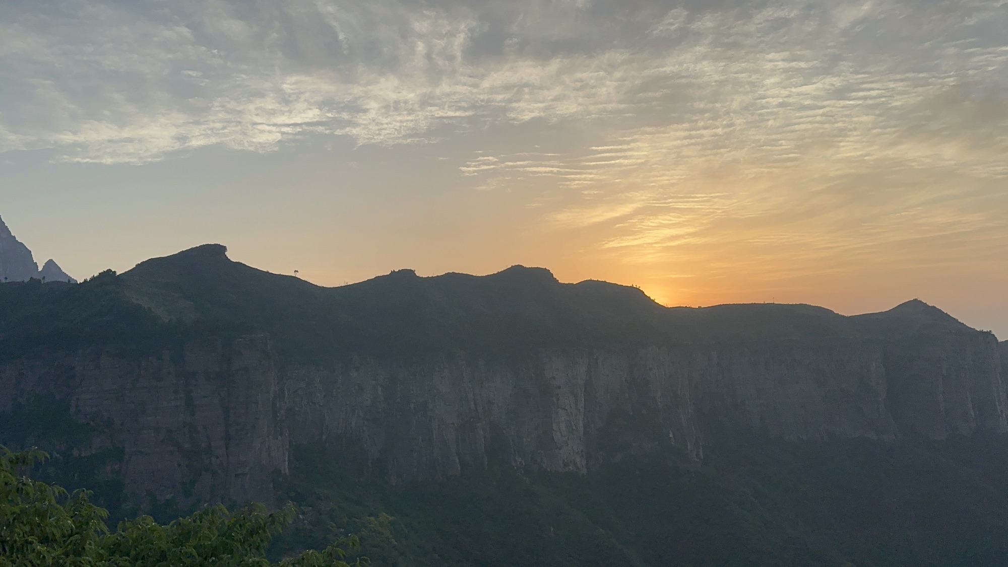 罗姐寨一线天农家院旅行图片 3
