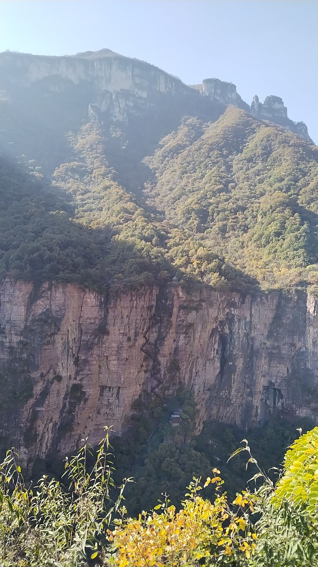 罗姐寨一线天农家院旅行图片 1