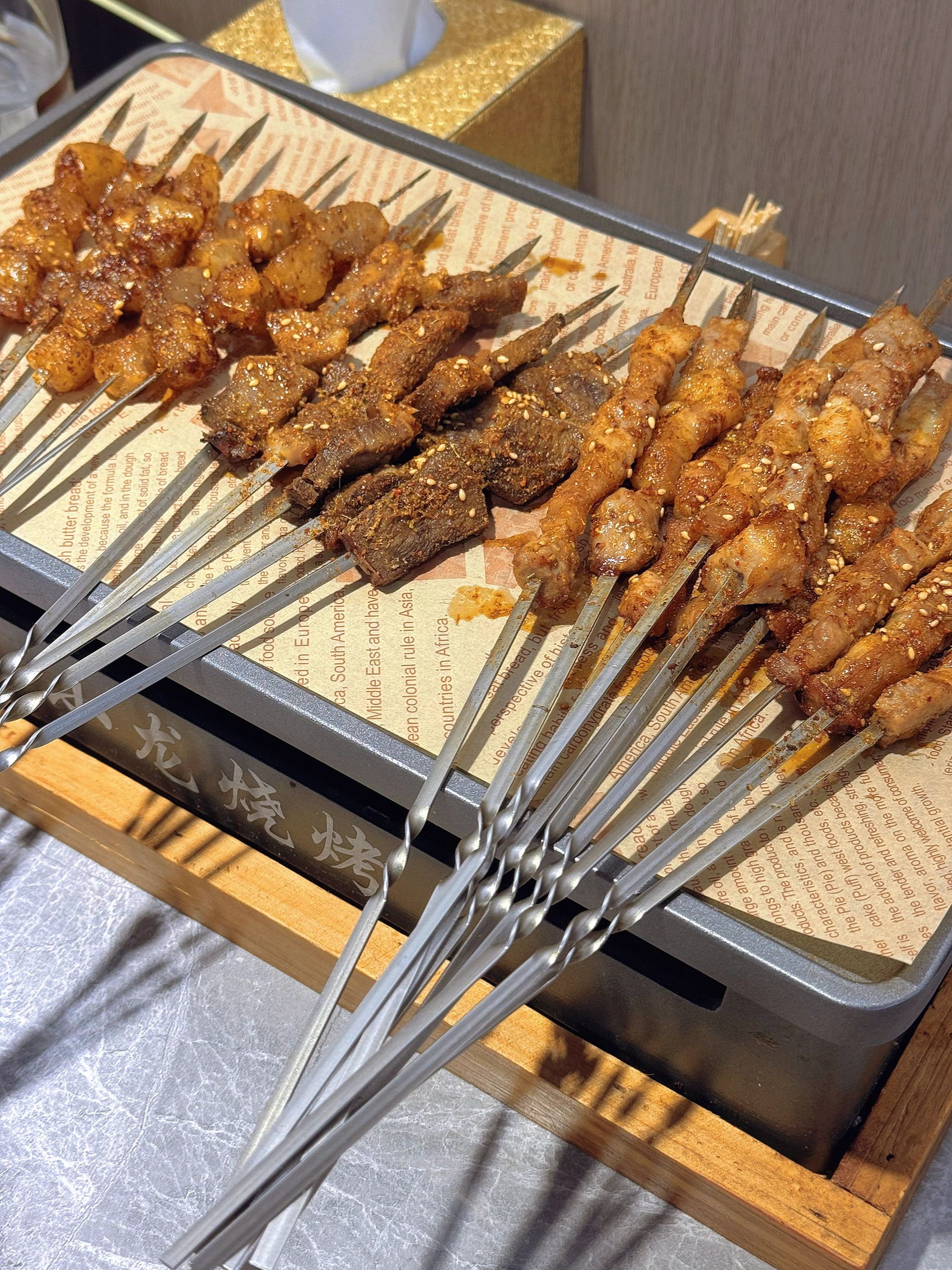 小龙烧烤(学苑路店)内部环境