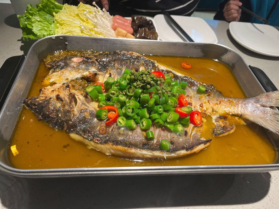 半天妖烤鱼(六安金安万达店)