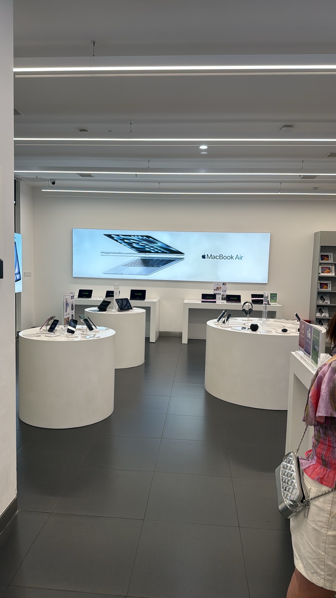 Apple授权专营店(罗浮广场店)