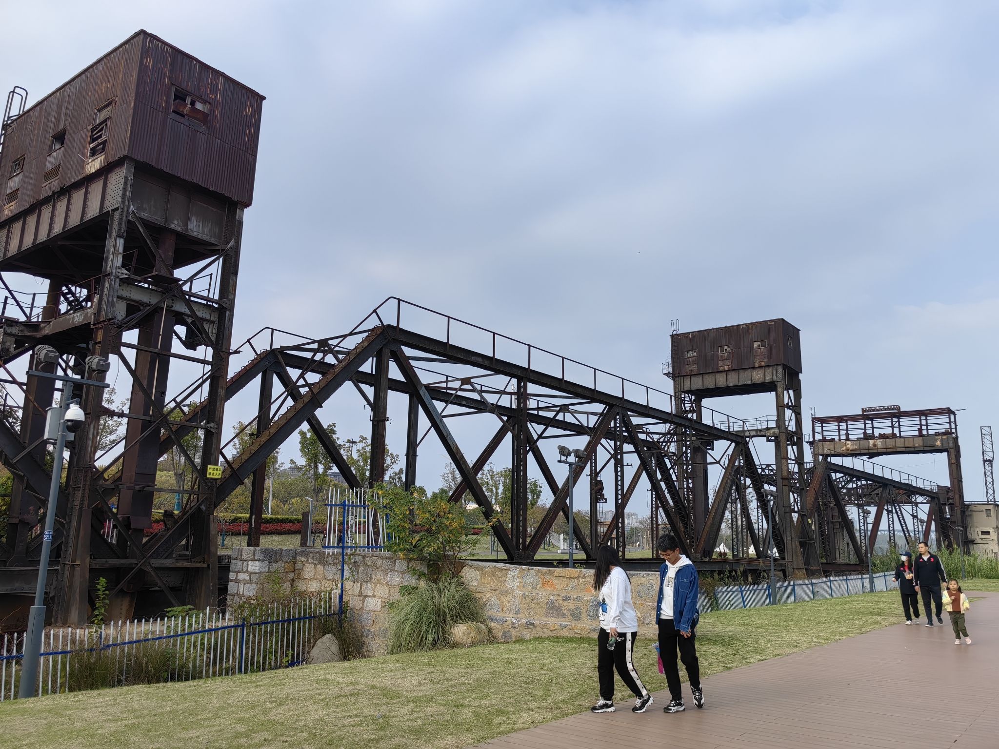 轮渡桥滩公园旅行图片 1